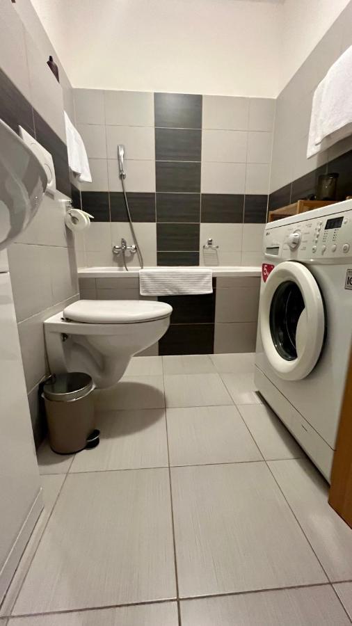 Apartman III Praha - Centrum Zewnętrze zdjęcie