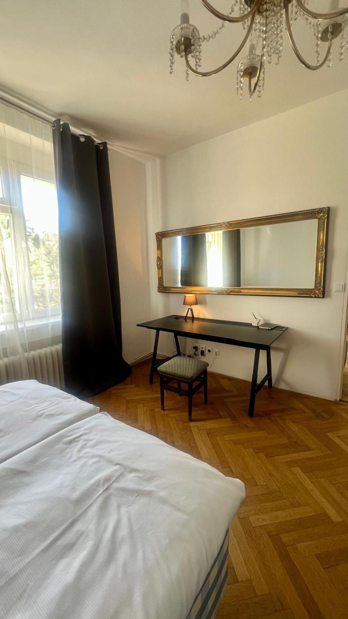Apartman III Praha - Centrum Zewnętrze zdjęcie